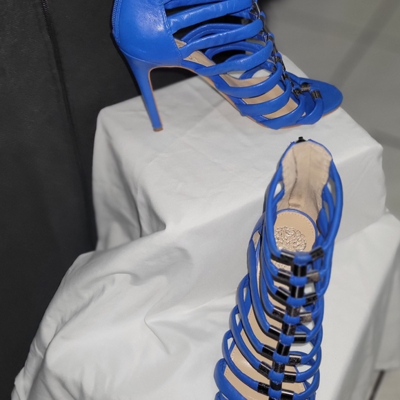 Used shoes - Picture 2 of 14